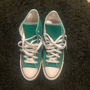 Chuck Taylor converse